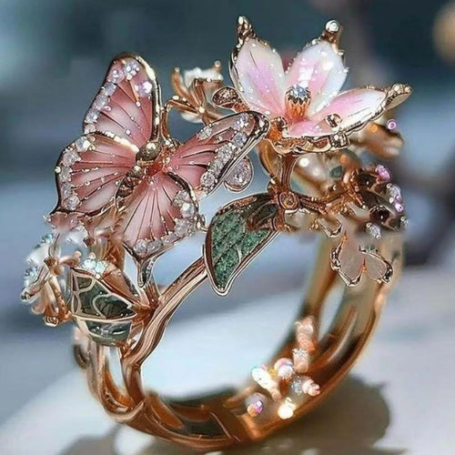LuxeJewelsâ„?â€?BloomWing Butterfly Ring (Adjustable)